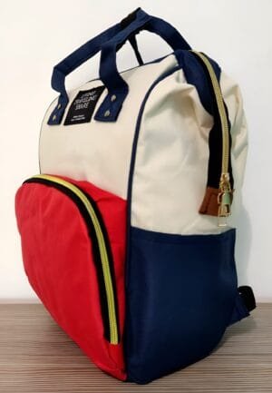 Mochila modelo Sophie, color mixto, medio lado, mochila pañalera