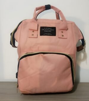 Mochila modelo Sophie, color rosa, de frente, mochila pañalera
