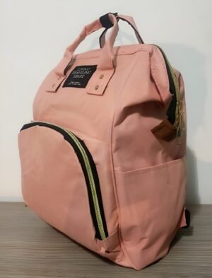 Mochila modelo Sophie, color rosa, mdeiolado, mochila pañalera